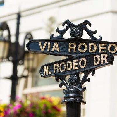 Beverly Hills Food Tour with Gourmet Tastings and Drinks